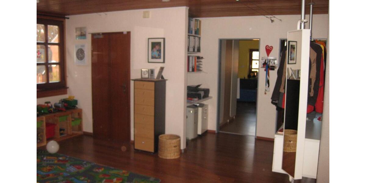 Dachgeschoßwohnung Burg (Dithmarschen) - 3 Zimmer, 125 m&sup2;, 996&euro; | Angebot:26039317