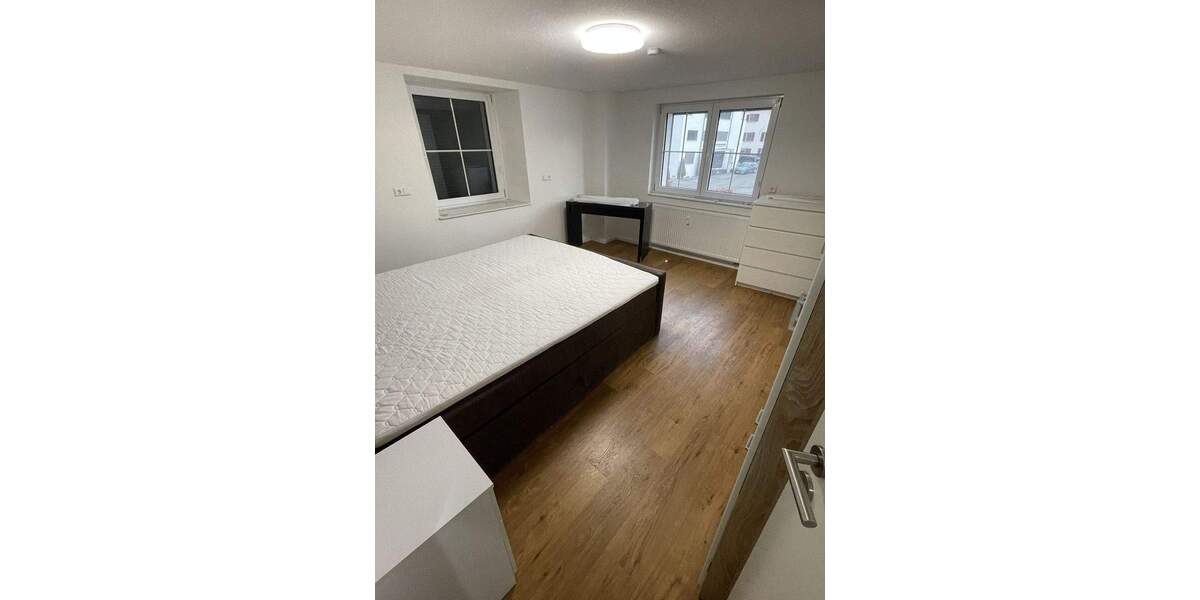 Etagenwohnung Rielasingen-Worblingen Rielasingen - 4 Zimmer, 91 m&sup2;, 1.250&euro; | Angebot:25677047