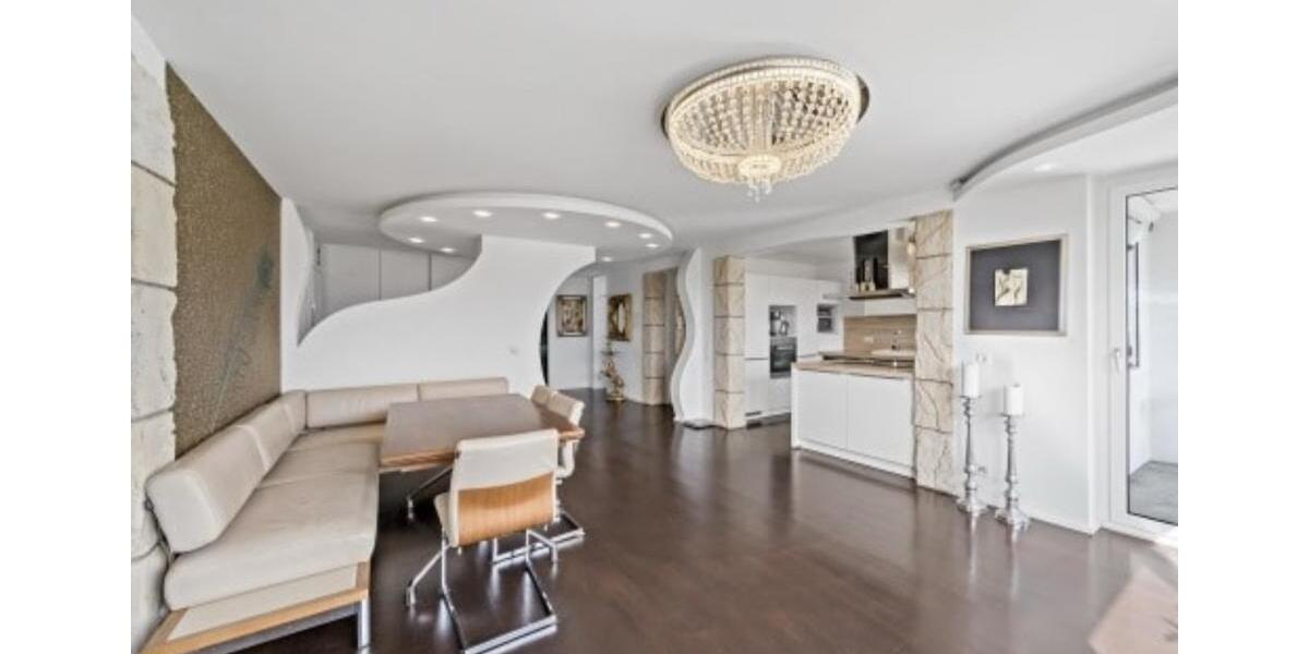 Penthouse mit Panorama: Exklusiver Blick über Reutlingen 4.5 zimmer