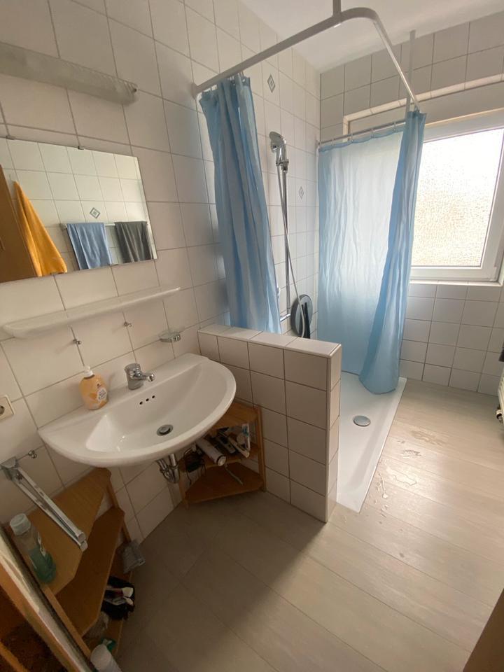 Freies Zimmer in 4er-WG in Stuttgart Vaihingen Nähe Universität zimmer