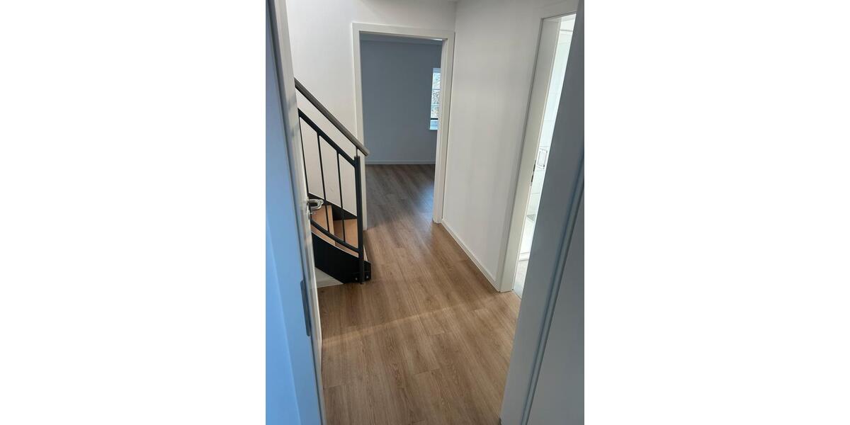 Etagenwohnung Otterndorf - 3 Zimmer, 77 m&sup2;, 800&euro; | Angebot:25946905