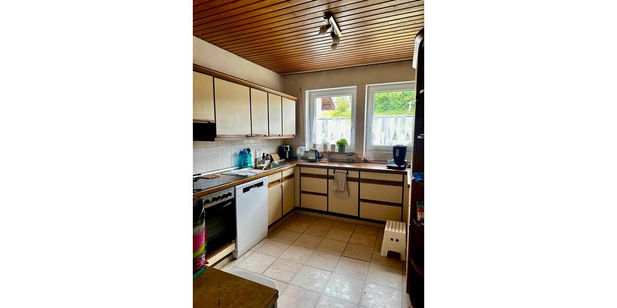 Erdgeschoßwohnung Amberg - 4.5 Zimmer, 120 m&sup2;, 750&euro; | Angebot:26589150