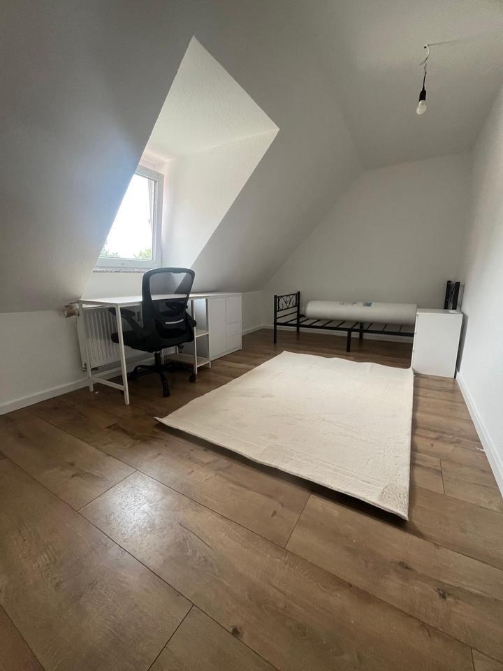 möbliertes WG-Zimmer – perfekt für RUB- & TU-Studierende