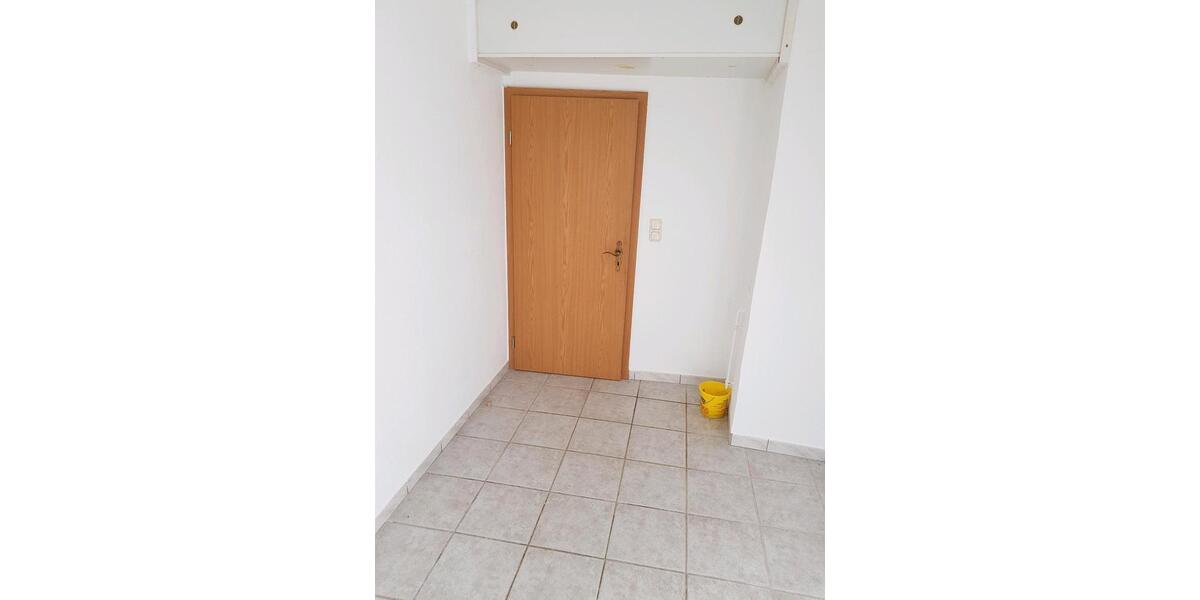 Einfamilienhaus Vohenstrauß - 2 Zimmer, 147 m&sup2;, 750&euro; | Angebot:25853607