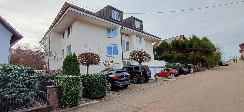 KARLSBAD-Langensteinbach I 4-Zimmer mit herrlichem Ausblick 4 zimmer