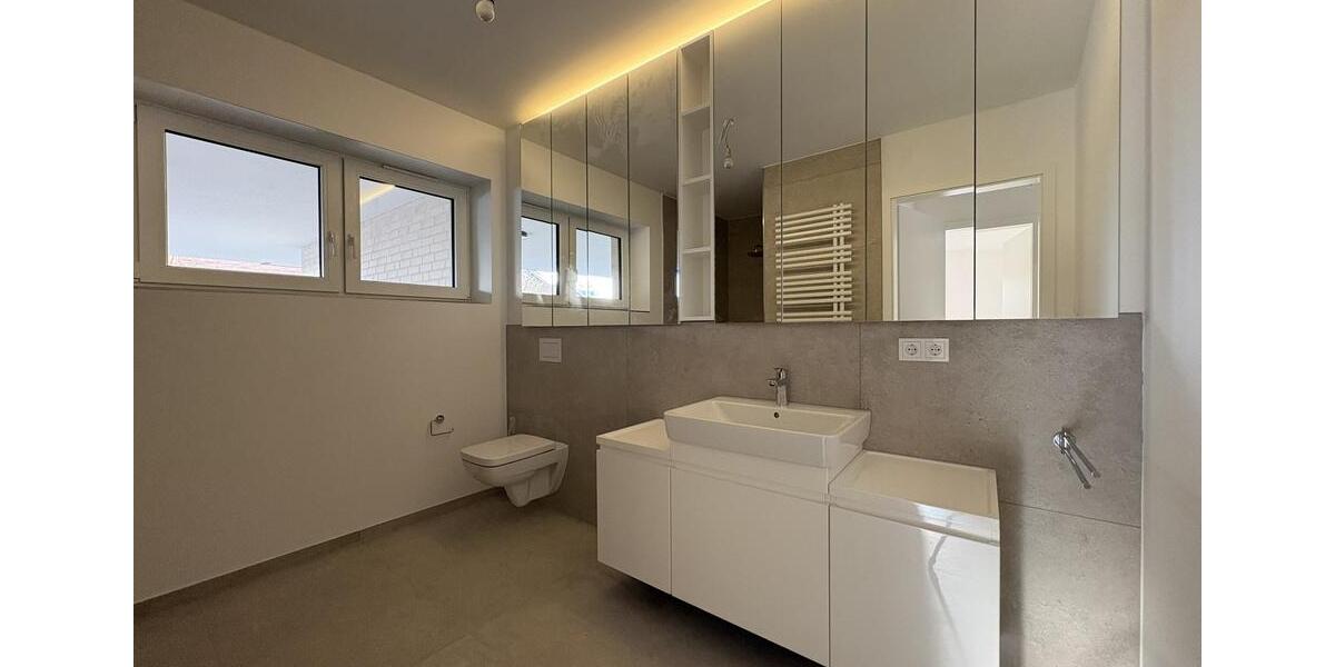 Erdgeschoßwohnung Rheda-Wiedenbrück Wiedenbrück - 3 Zimmer, 85 m&sup2;, 1.270&euro; | Angebot:24703828