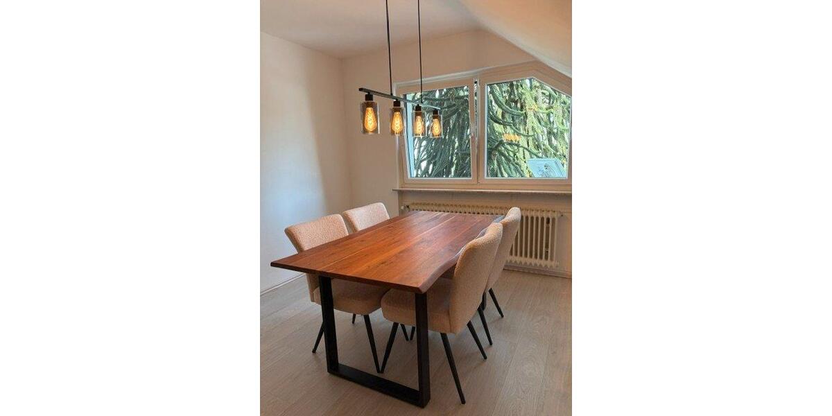 Dachgeschoßwohnung Bischofsheim - 2 Zimmer, 65 m&sup2;, 1.090&euro; | Angebot:26495064
