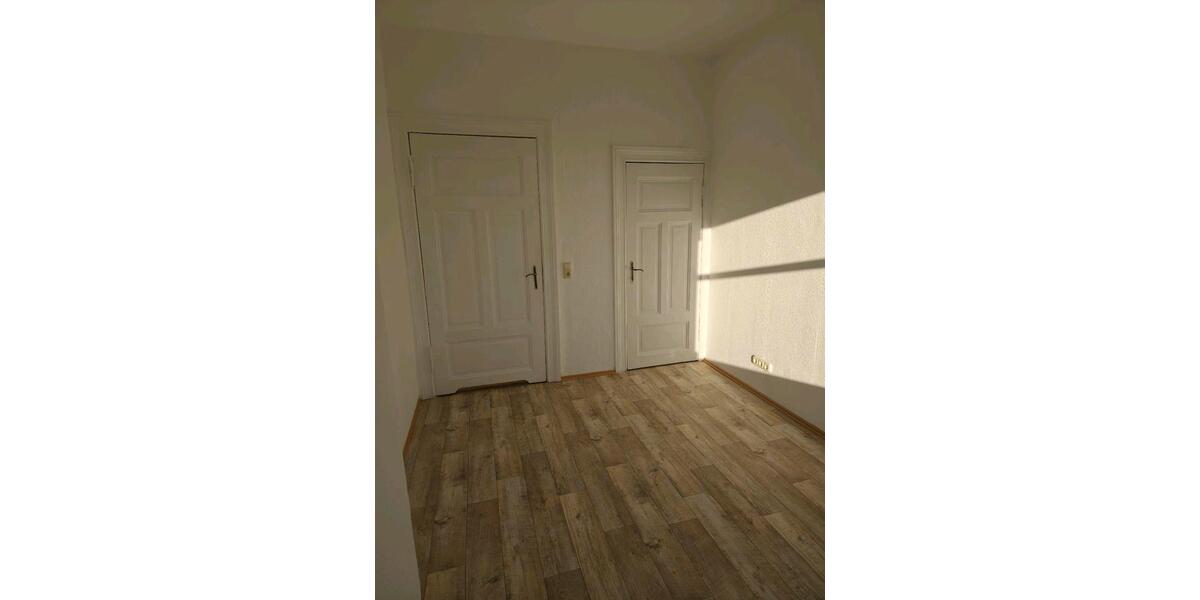Etagenwohnung Staßfurt Atzendorf - 3 Zimmer, 67 m&sup2;, 350&euro; | Angebot:26067817