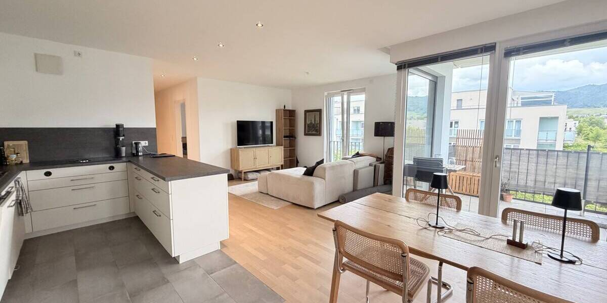 Etagenwohnung Offenburg Südoststadt - 2 Zimmer, 72 m&sup2;, 1.000&euro; | Angebot:26733181