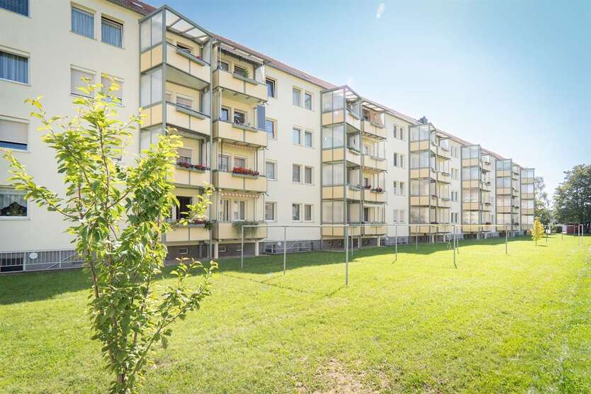 Wohnung zum Mieten in Pegau 370 € 59.9 m² 3 zimmer