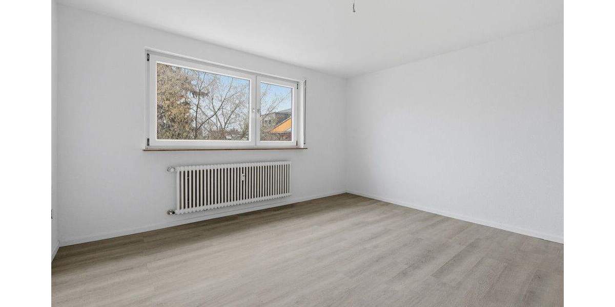 Wohnen zum Wohlfühlen - frisch sanierte 3-Zimmer-Wohnung mit Balkon & Gartenanteil 3 zimmer