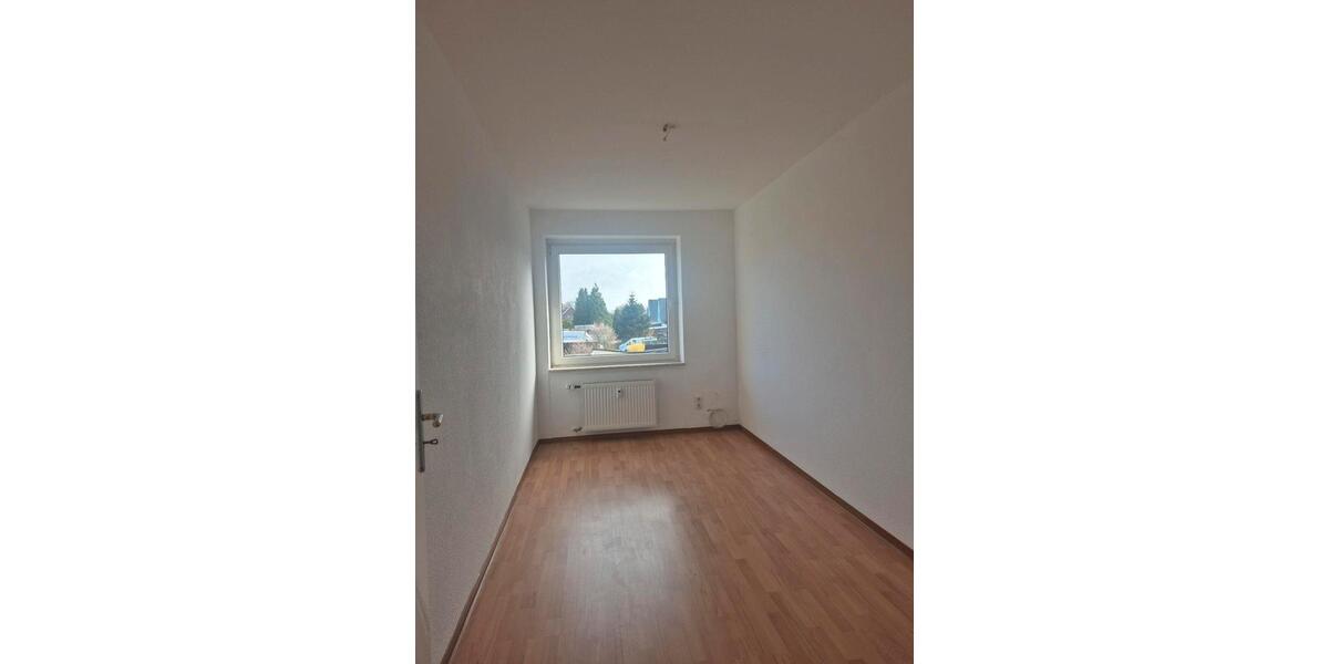 Etagenwohnung Cuxhaven - 4 Zimmer, 81 m&sup2;, 850&euro; | Angebot:25966597