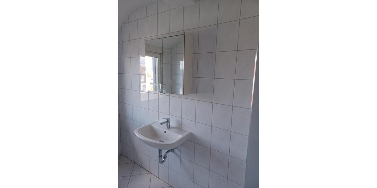Dachgeschoßwohnung Nordhausen - 3 Zimmer, 52 m&sup2;, 370&euro; | Angebot:26530780