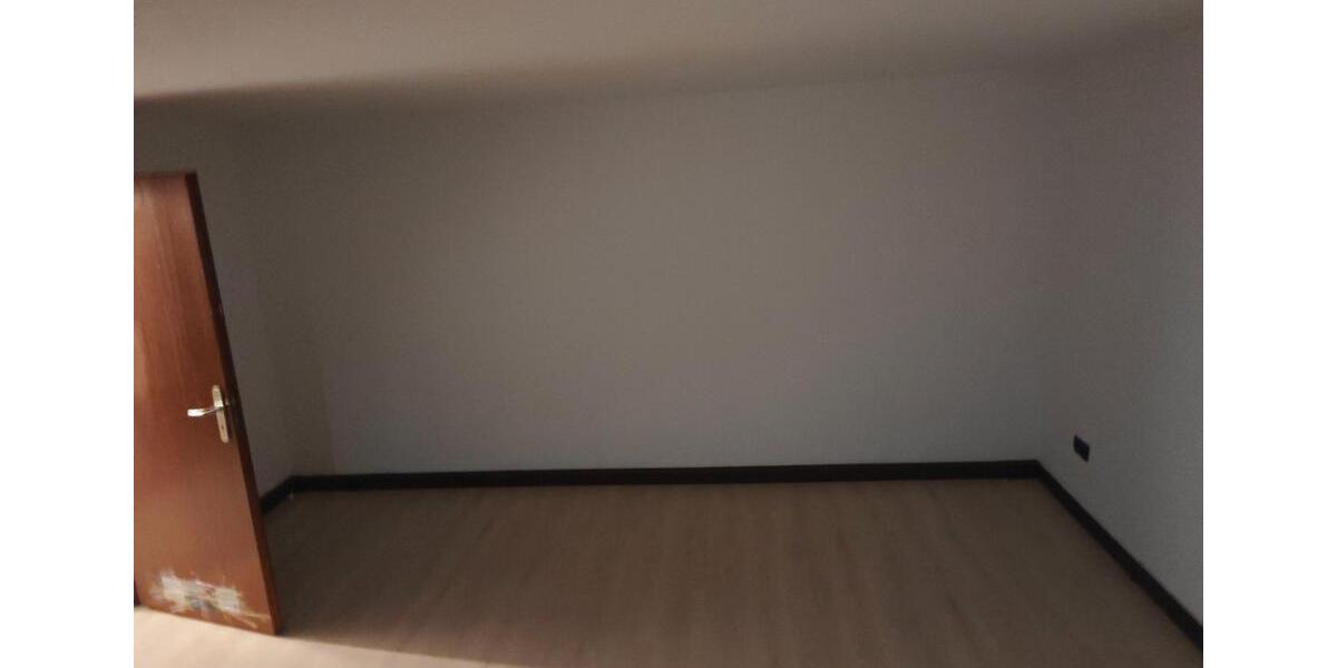 Etagenwohnung Volkmarsen - 3 Zimmer, 94 m&sup2;, 650&euro; | Angebot:26365806