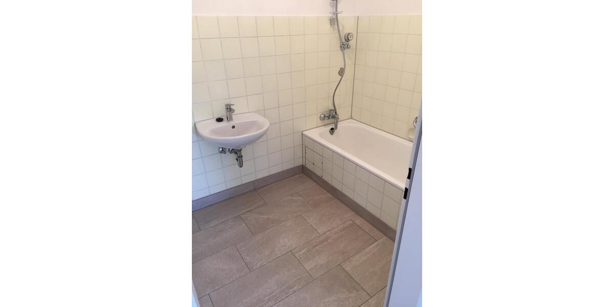 Etagenwohnung Bayreuth Meyernberg - 3 Zimmer, 68 m&sup2;, 850&euro; | Angebot:24739430
