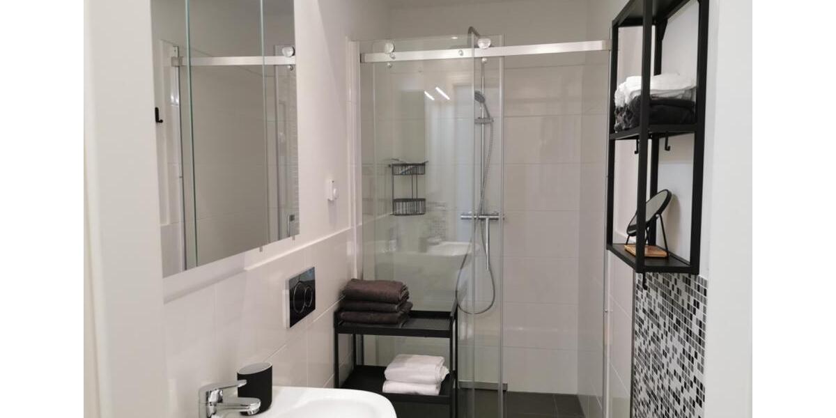 Wohnen auf Zeit Berlin Treptow-Köpenick - 4 Zimmer, 99 m&sup2;, 3.200&euro; | Angebot:26550851