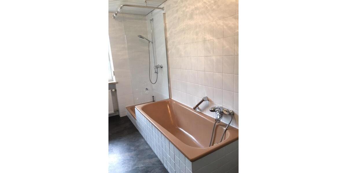 Doppelhaushälfte Haag in Oberbayern - 6 Zimmer, 158 m&sup2;, 1.900&euro; | Angebot:26387966