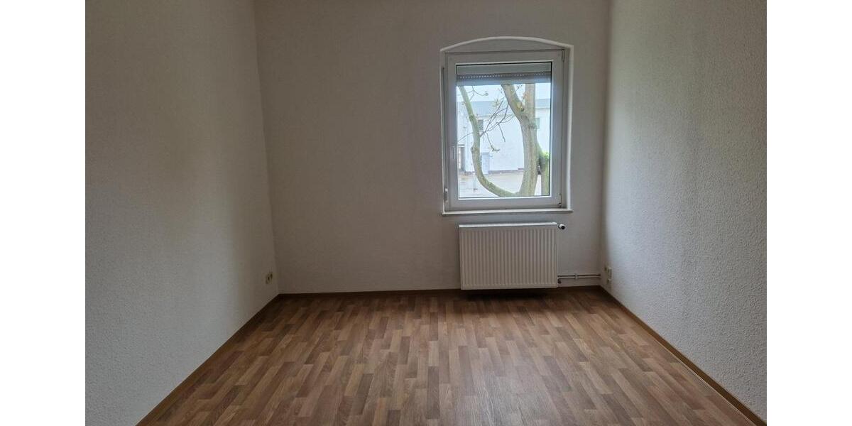 Erdgeschoßwohnung Schönebeck (Elbe) - 3 Zimmer, 62 m&sup2;, 375&euro; | Angebot:24749372