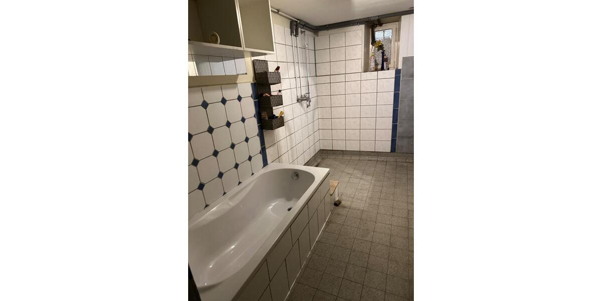Etagenwohnung Pappenheim - 1 Zimmer, 64 m&sup2;, 350&euro; | Angebot:20549035