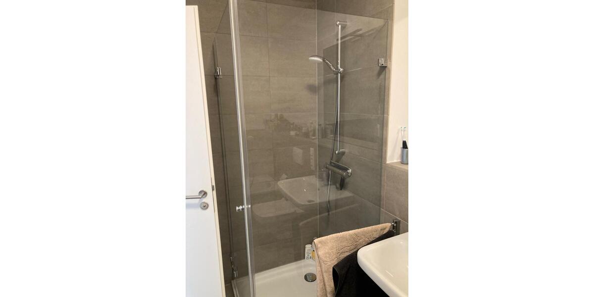 Etagenwohnung Wolfsburg - 2 Zimmer, 83 m&sup2;, 899&euro; | Angebot:26086545