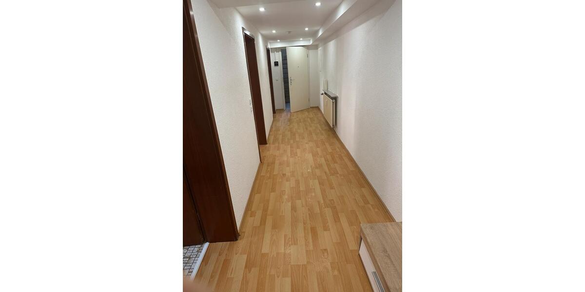 Etagenwohnung Haiger - 1 Zimmer, 65 m&sup2;, 750&euro; | Angebot:26521795
