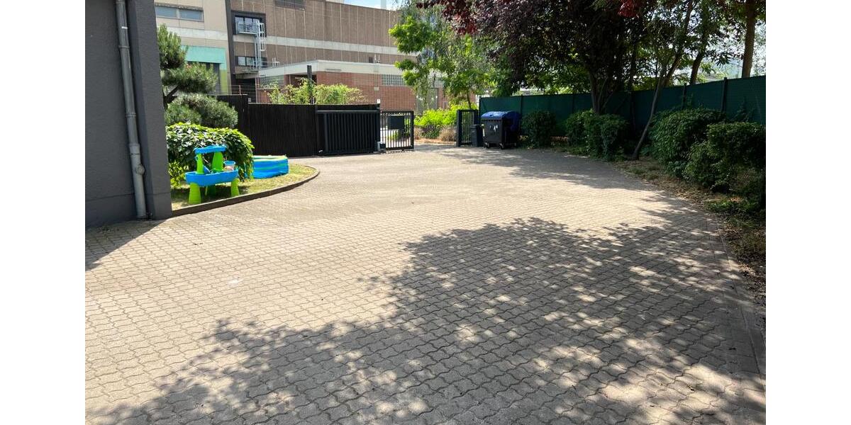 Wohnen auf Zeit Hannover Herrenhausen-Stöcken - 5 Zimmer, 13 m&sup2;, 25&euro; | Angebot:24870828