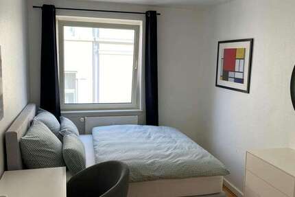 WG-Zimmer in Frankfurt am Main 899 € 15 m² zimmer