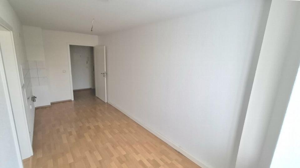 Hochparterre Schkeuditz - 1 Zimmer, 38 m&sup2;, 399&euro; | Angebot:26505037