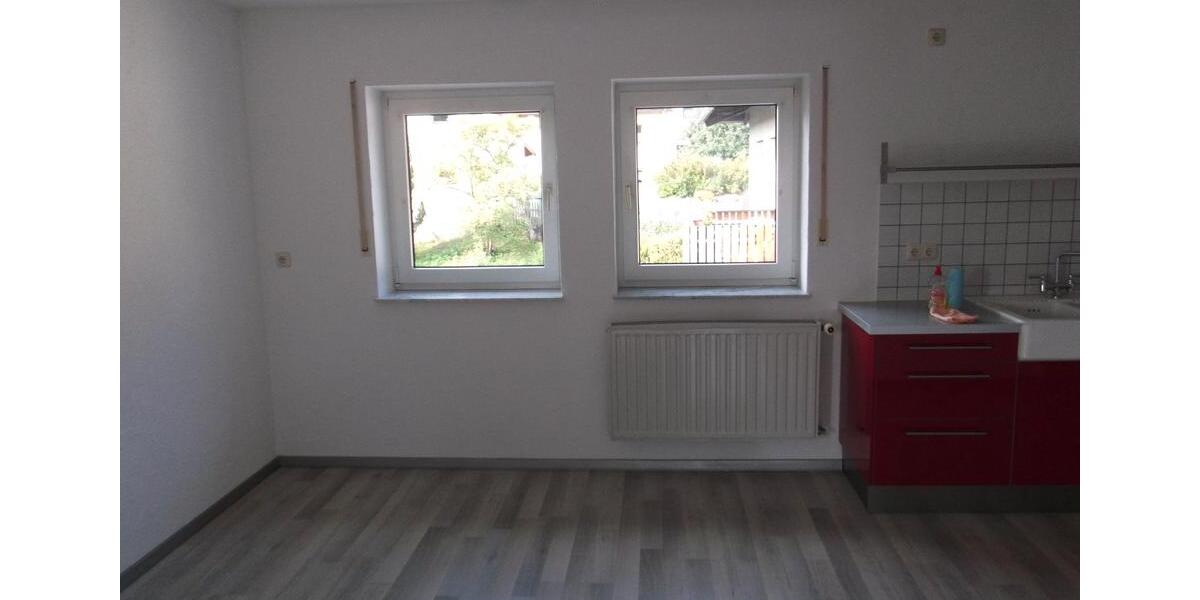 Maisonettenwohnung Hohenroth - 2 Zimmer, 98 m&sup2;, 620&euro; | Angebot:26045117