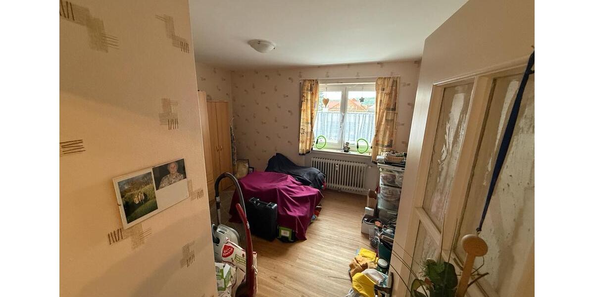 Etagenwohnung Bebra - 5 Zimmer, 138 m&sup2;, 850&euro; | Angebot:26548800