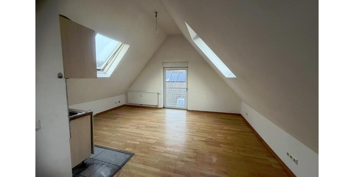 Dachgeschoßwohnung Gummersbach Berstig Süd - 2 Zimmer, 55 m&sup2;, 500&euro; | Angebot:26336463