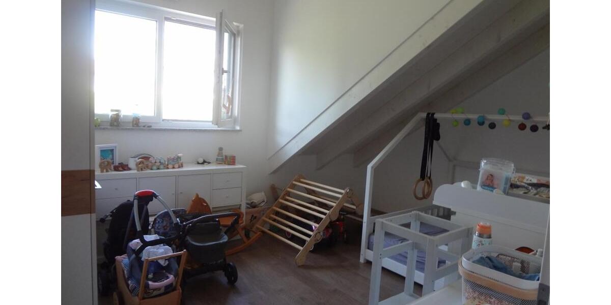 Dachgeschoßwohnung Mittelbiberach - 4 Zimmer, 121 m&sup2;, 1.580&euro; | Angebot:24301514