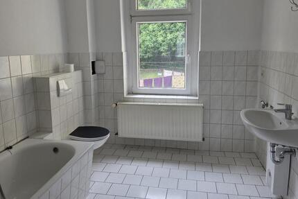 Wohnung Waldheim - 5 Zimmer, 112 m&sup2;, 549&euro; | Angebot:26679945