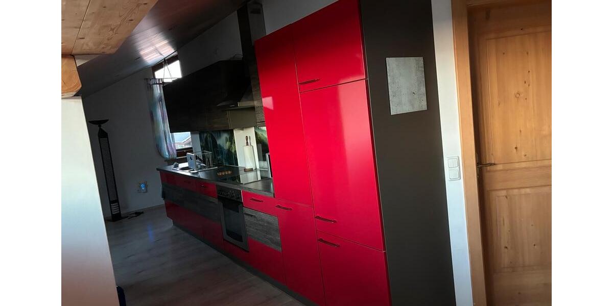 Dachgeschoßwohnung Tann - 2 Zimmer, 700&euro; | Angebot:23599750