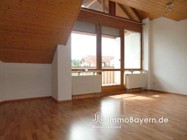 Etagenwohnung Türkheim - 3 Zimmer, 73 m&sup2;, 700&euro; | Angebot:24629795