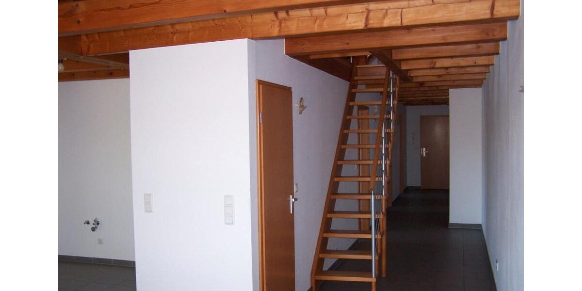 Etagenwohnung Uetze - 4 Zimmer, 100 m&sup2;, 1.010&euro; | Angebot:26326364