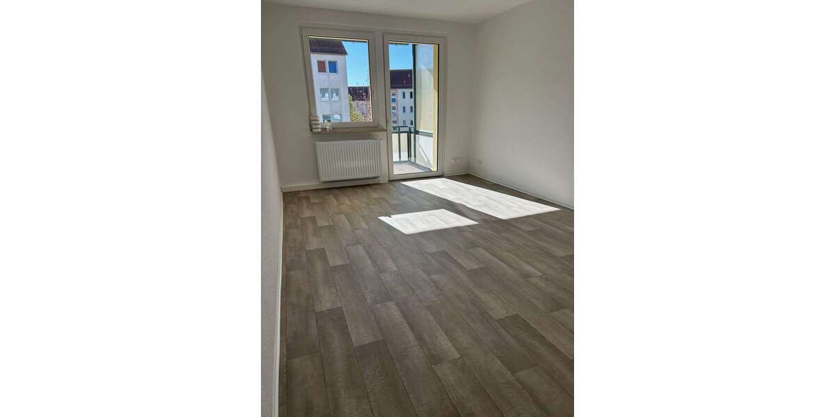 Etagenwohnung Lichtenstein Lichtenstein/Sachsen - 3 Zimmer, 58 m&sup2;, 322&euro; | Angebot:26503320