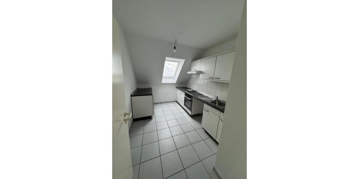 Etagenwohnung Schönefeld - 3 Zimmer, 72 m&sup2;, 932&euro; | Angebot:24788134
