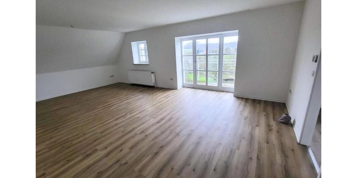 Wohnen über den Dächern: 3-ZKB mit Balkon und Weitblick 4 zimmer