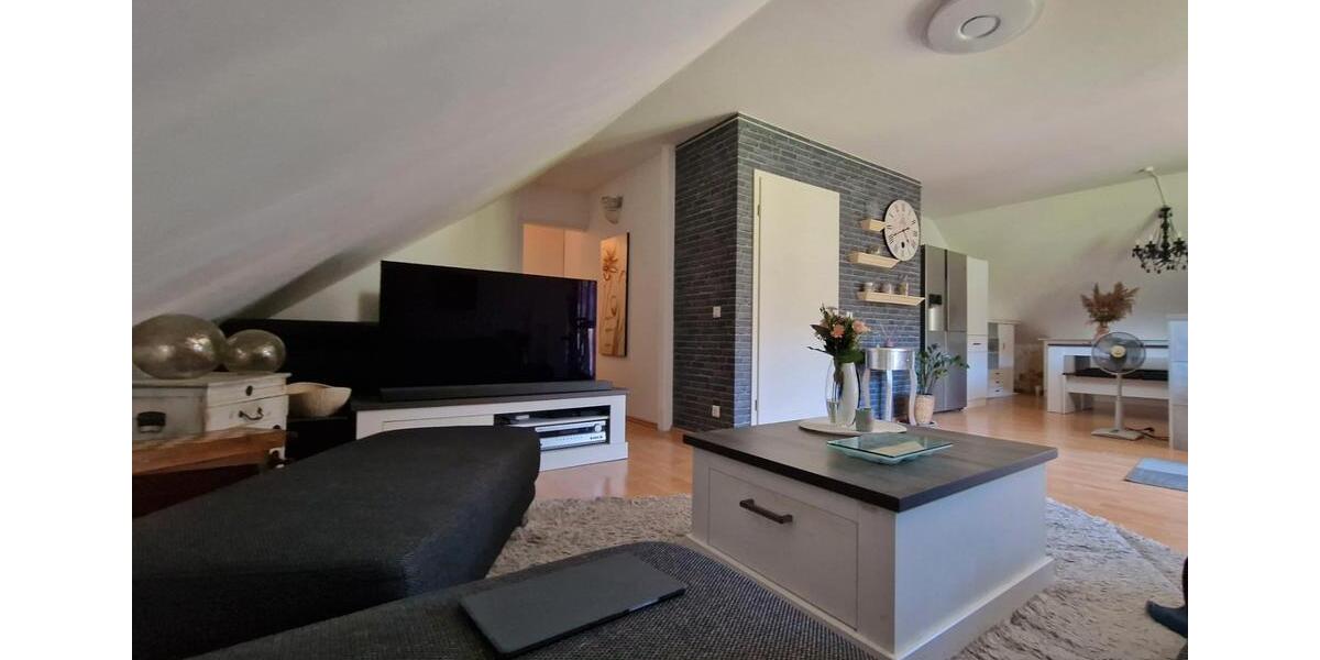 Etagenwohnung Gummersbach Berstig Süd - 2 Zimmer, 90 m&sup2;, 590&euro; | Angebot:26615573