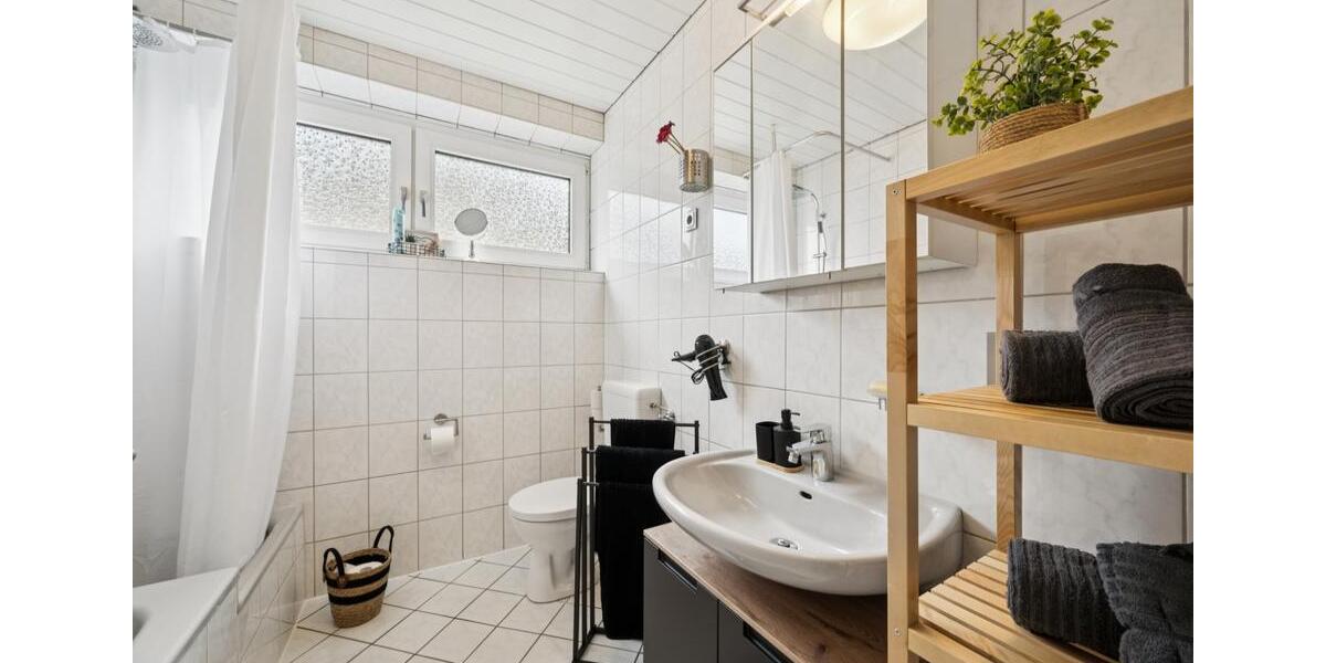 Wohnen auf Zeit Lünen Alstedde - 4 Zimmer, 125 m&sup2;, 16&euro; | Angebot:25566602