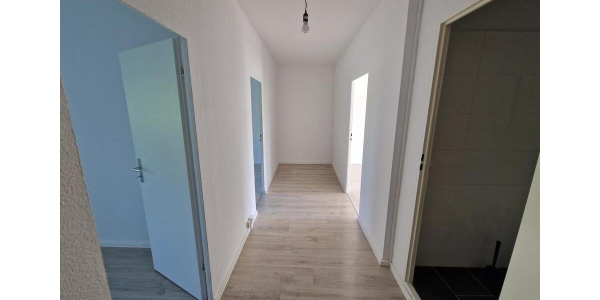 Etagenwohnung Brandenburg an der Havel Görden - 3 Zimmer, 70 m&sup2;, 556&euro; | Angebot:25583220