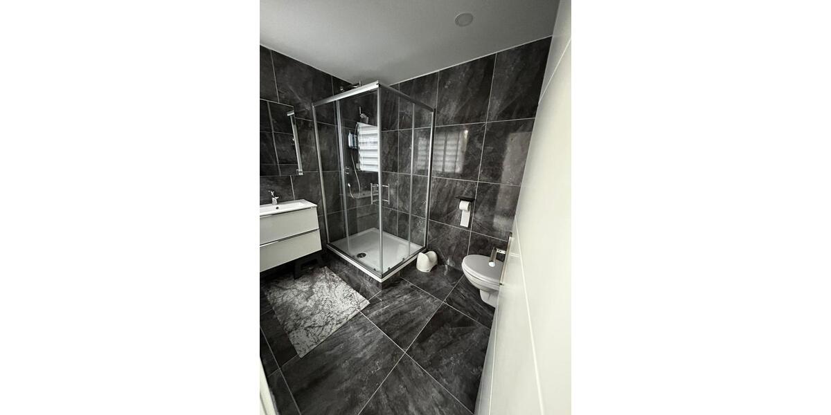 Etagenwohnung Wiesbaden Südost - 3 Zimmer, 80 m&sup2;, 1.450&euro; | Angebot:24848196