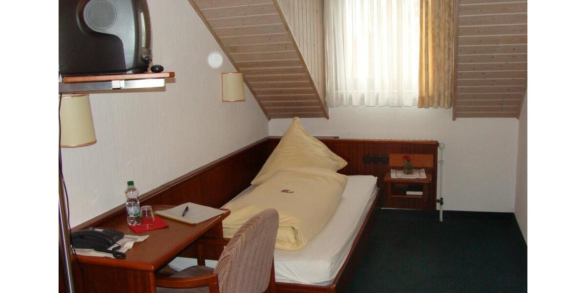 Wohnen auf Zeit Frankfurt am Main Mitte-West - 1 Zimmer, 480 m&sup2;, 850&euro; | Angebot:20698603