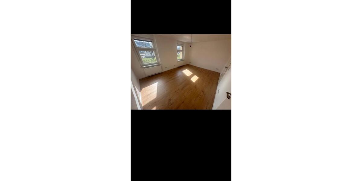 Etagenwohnung Oschatz - 3 Zimmer, 80 m&sup2;, 680&euro; | Angebot:25831505