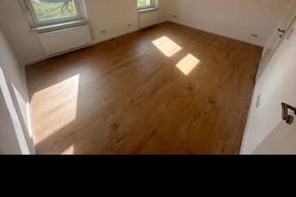 Wohnung Oschatz - 3 Zimmer, 80 m&sup2;, 680&euro; | Angebot:25831505