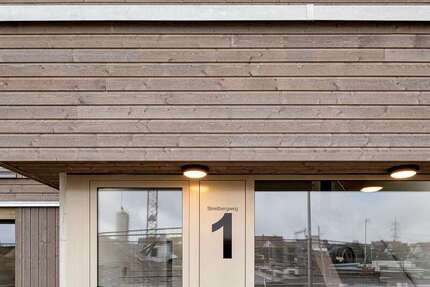 Wohnung zum Mieten in Erlangen 514,85 € 83.04 m² 4 zimmer