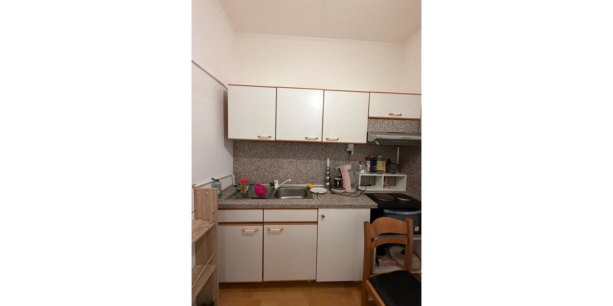 Etagenwohnung Köln Kalk - 4 Zimmer, 8 m&sup2;, 490&euro; | Angebot:26241625