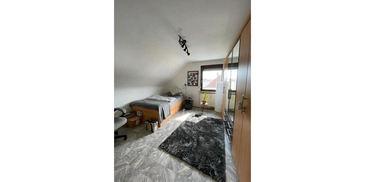 Studenten WG -Wohnung 4 zimmer
