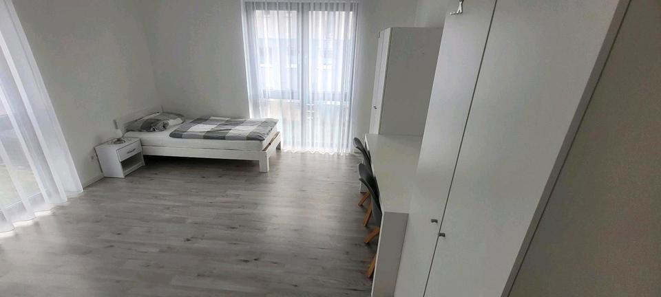 Wohnen auf Zeit Gaggenau - 4 Zimmer, 130 m&sup2;, 600&euro; | Angebot:26553502